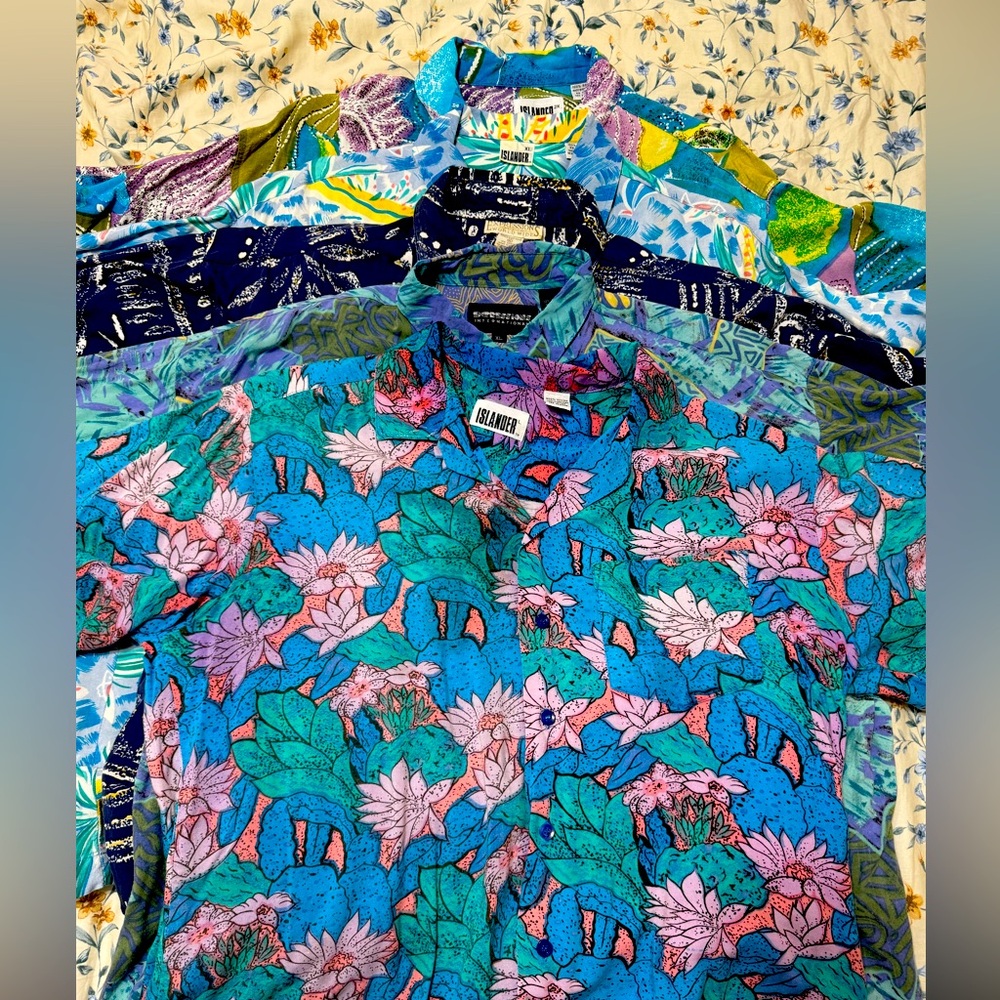 Bundle Vintage 90s Tropical Button Down T-Shirts